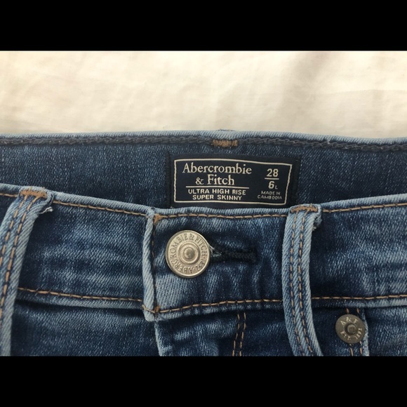 Abercrombie and Fitch Jeans - Picture 3 of 3
